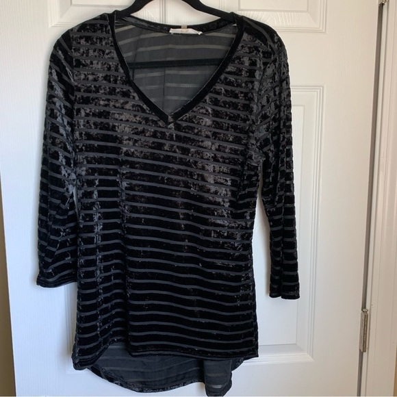 Liquid by Sioni Black Crushed Velvet and Sheer Stripe Blouse, size M - Picture 7 of 7